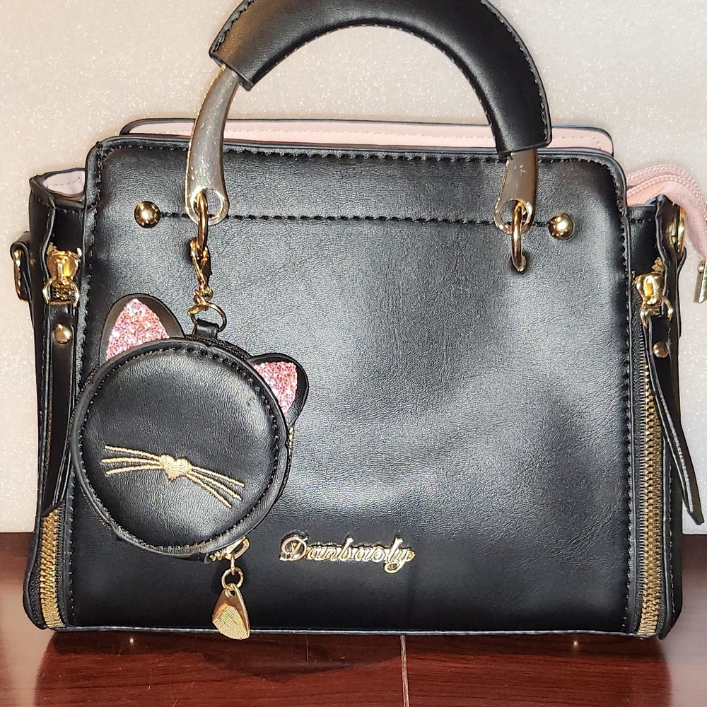 Black Handbag - Picture 2 of 5